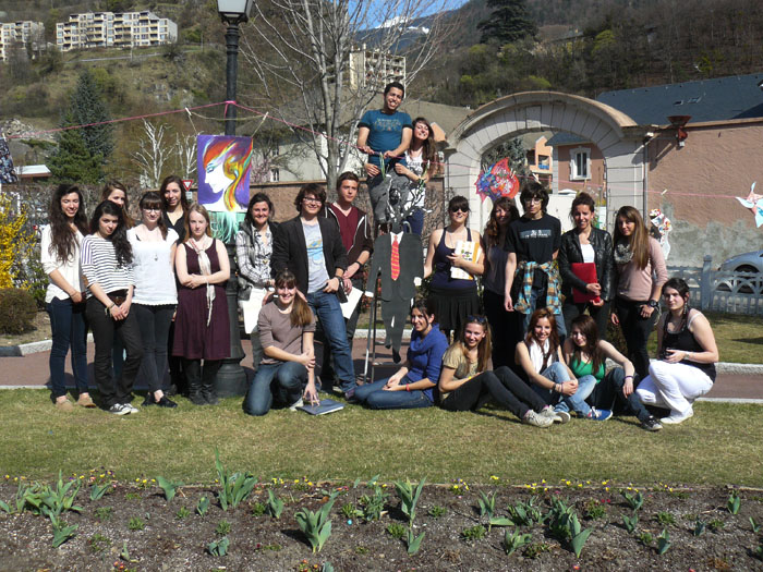 mars 2012 - Grande Lessive - terminale option arts plastiques